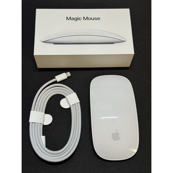 Magic Mouse A1657 ホワイト s-l400.jpg